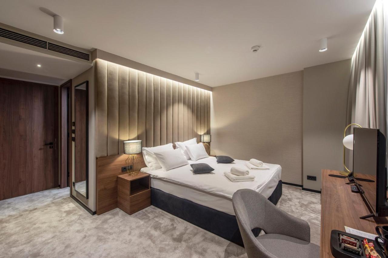 Hotel Turist Varazdin Bagian luar foto